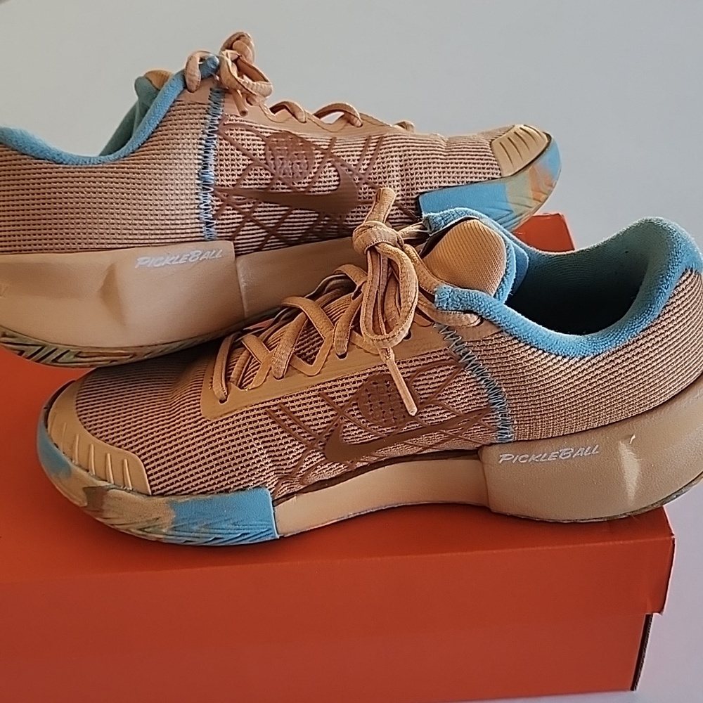 Nike Women's Zoom Challenge Pickleball Shoes, Copper Moon/Glacier Blue Size 6 - Picture 3 of 13